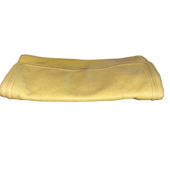 HOBO International Green Yellow Leather Large Clutch - Picture 8 of 16